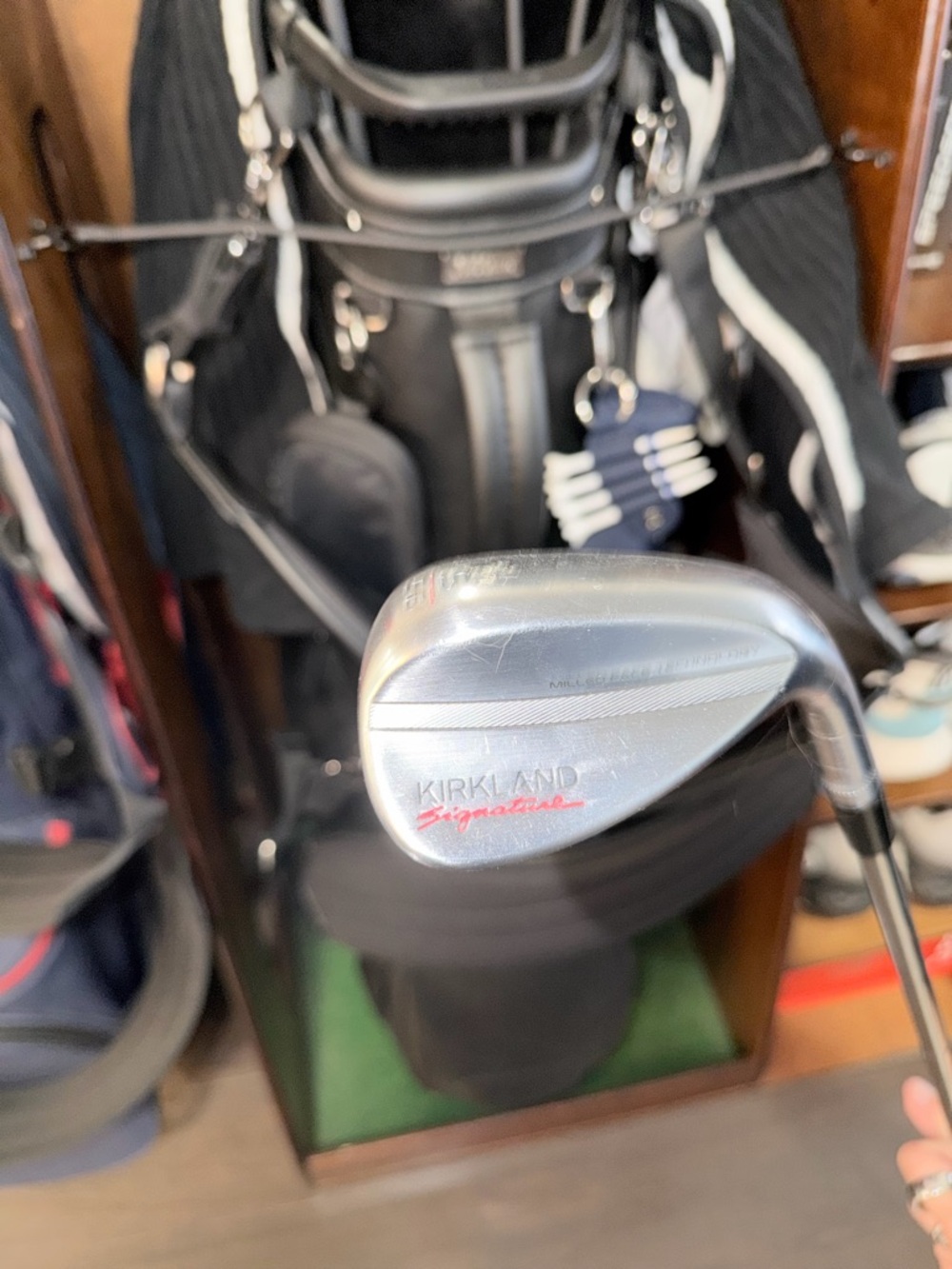 Golf Putter, Driver & Hybrids - Picture 8 of 8